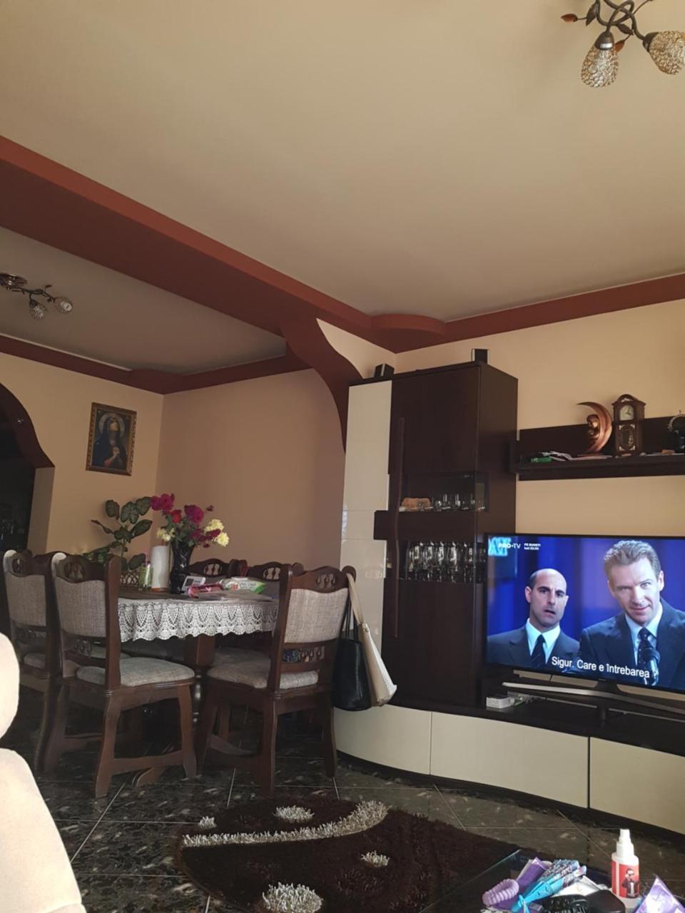 Отель Vila Alexia Кэлимэнешти Экстерьер фото